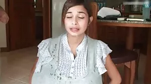 Swingeing Angel Smalls ඇඟිලි ගසා ඇත
