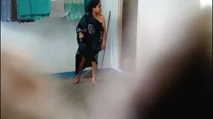 සුළු අම්මා මේගන් සේජ් සමඟ BF බෙදා ගනී