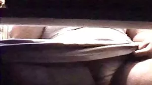නව යොවුන් වියේ ආධුනිකයෙක් Pov bj ලබා දෙයි