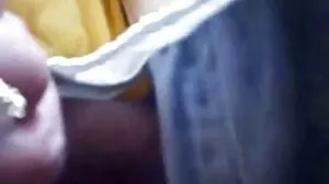 කුඩා ළපටි යොවුන් වියේ ඇගේ පුක නරක් කරයි