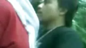 Stacked Redhead ආධුනික කැනේඩියානු මිල්ෆ් ඇගේ විස්මිත කුකුළා කුසලතා හෙළි කරයි
