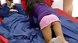 නිලධාරි පීටර් ඔහුගේ දැවැන්ත ඩික් එකෙන් MILF Jaimie සොරාට දඬුවම් කළේය